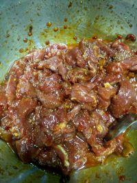 粉蒸牛肉的做法步骤6